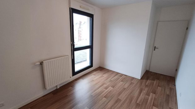 location Appartement T3 DE 76.9m² À AUBERVILLIERS - Photo 1