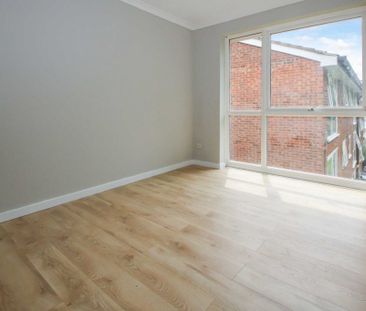 2 bed Flat for rent - Photo 1