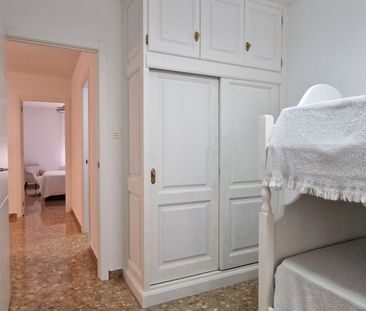 Piso de alquiler en Calle Fábrica Nueva, Centro - Photo 1