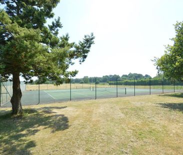 1 bedroom in a house share to rent - Photo 6