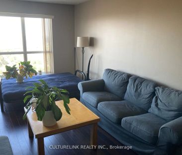 135 Village Green Square #3815 - Photo 4