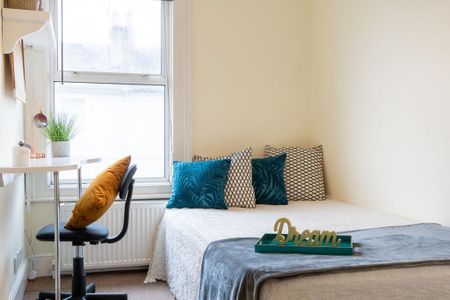 5 bedroom house to rent - Photo 2