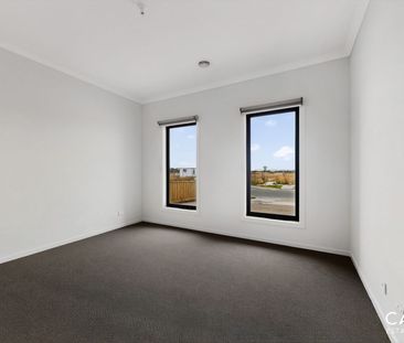 73 Shelton Park Drive, Koo Wee Rup - Photo 3
