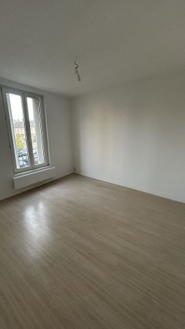 Location Appartement 2 pièces 55m² SOISSONS 02200 - Photo 2