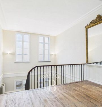 Appartement • Vieux Lille - Photo 1