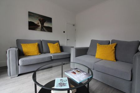 1 bedroom in a house share to rent - Photo 5