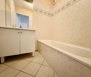 APPARTEMENT T2 A LOUER A ROANNE - EDGAR QUINET - Photo 4