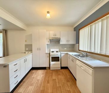 1/202 Brunker Road, Adamstown - Photo 4