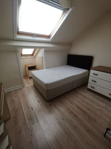 73 Tates Avenue, Belfast BT9 7BZ - Photo 3