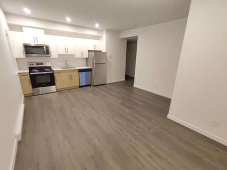 Unit 508 - Centrally Located 2 Bedroom/2 Bathroom - Photo 3