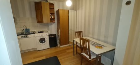 Furuplatsen, Göteborg - Photo 2