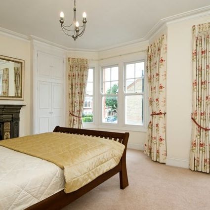 4 Bed Terraced House, Bangalore Street, SW15 - Photo 1