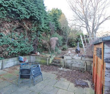 3 bedroom semi-detached house to rent - Photo 2