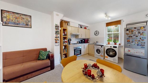 2 bedroom apartment to rent - Photo 1