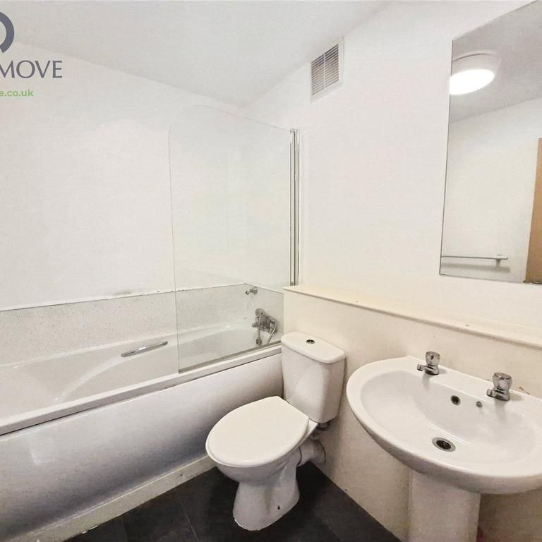 1 bedroom flat to rent - Photo 1