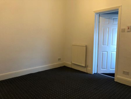 To Let: Longford Street, Middlesbrough, TS1 4RP. - Photo 3
