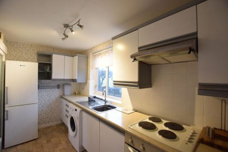 The Crescent, Rowlands Gill, NE39 - Photo 4