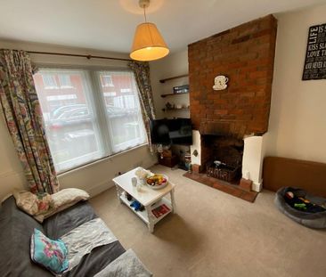 2 bedroom terraced house to rent - Photo 3