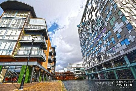 Canal Wharf, Waterfront Walk, Birmingham City Centre, B1 - Photo 2