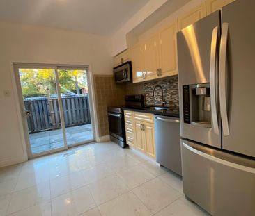 For Lease - 1524 Dupont Street Unit# Upper, Toronto, Ontario - Photo 5