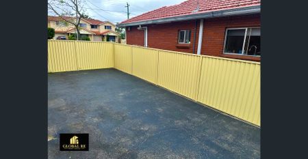 Beautiful 2 Bedroom + Study Home in the Heart of Casula - Photo 2