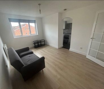 1 Bedroom Flat To Let - Photo 1