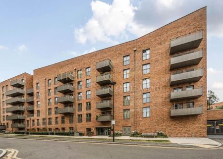 Royal Engineers Way, Mill Hill - Photo 3