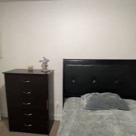 Downtown One bedroom fully furnished - Photo 1