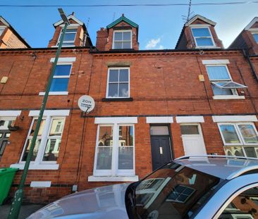 3 bedroom terraced house to rent - Photo 5