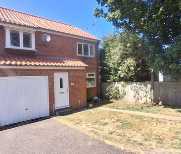 2 bed flat to rent in - Photo 3