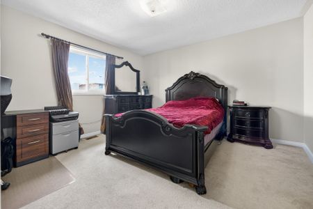 For Lease - 5705 Jenvic Grove, Mississauga, Ontario - Photo 2