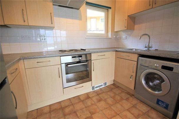 Bergenia House, Bedfont Lane, Feltham,TW13 - Photo 1