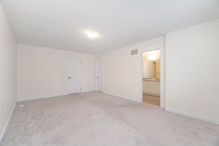 For Lease - 12 Pagebrook Crescent, Hamilton, Ontario - Photo 5