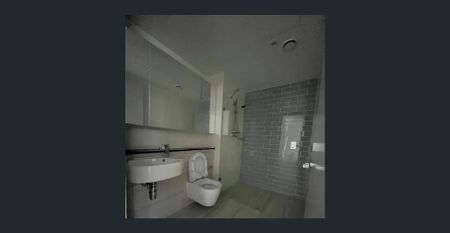 Modern 1-Bedroom Apartment for Rent! - Photo 5