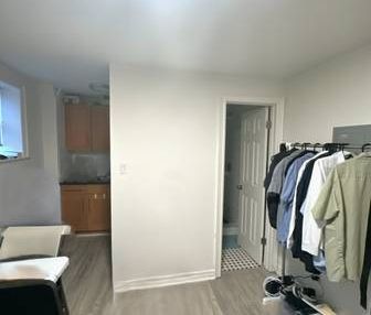 496 MONTROSE AVE. UNIT 26 - Studio/1Bath, Steps from TTC, *UTLS FREE* - Photo 2