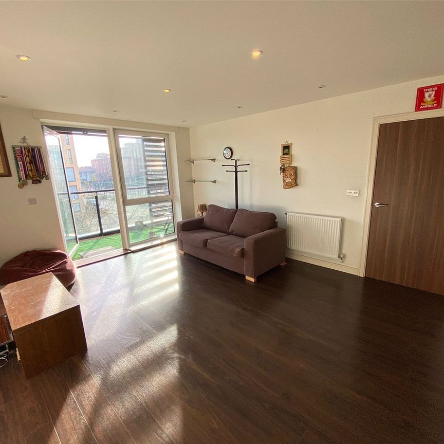 Brunel Court, Edgware, HA8 - Photo 1