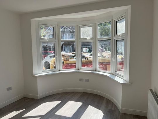 2 Bed Flat, Tylehurst Gardens, IG1 - Photo 1