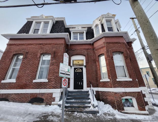 293 Princess St. - U5 - Photo 1