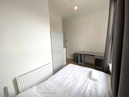 6 bedroom end of terrace house to rent - Photo 5