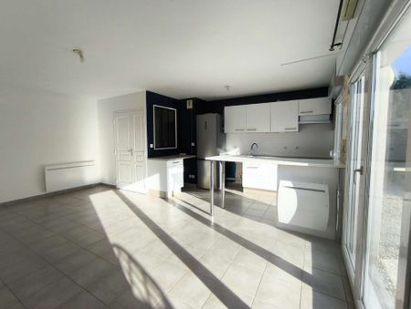 Location Appartement 2 pièces 48m² - Photo 2