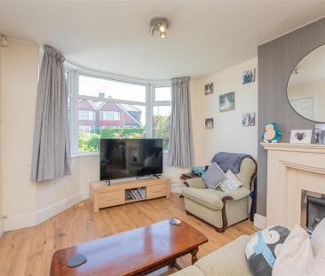 3 bedroom semi-detached house to rent - Photo 4