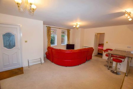 1 bedroom flat to rent - Photo 2