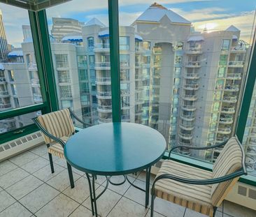 Luxury Living In Eau Claire | Spacious 2 Bed 2 Bath With Panoramic ... - Photo 5