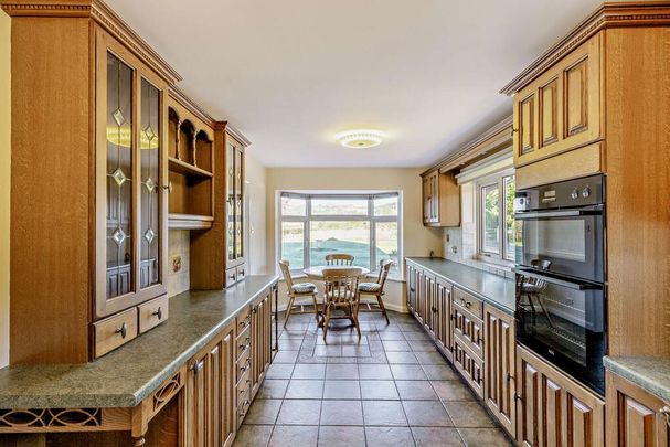 5 bedroom detached house to rent - Photo 1