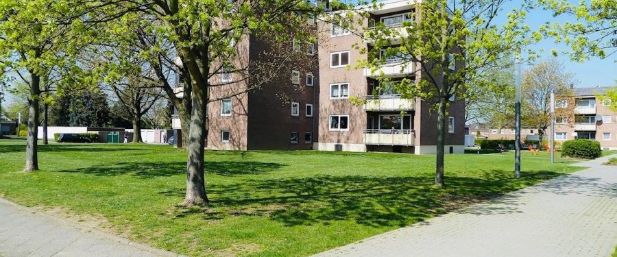 Gemütliche Drei-Zimmer-Wohnung mit Balkon! - Foto 1