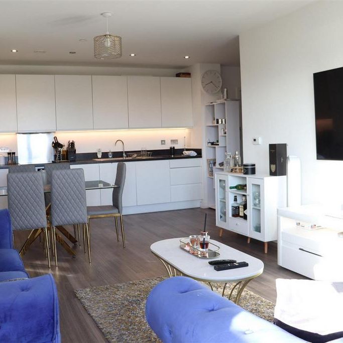 3 bedroom apartment to rent - Photo 1