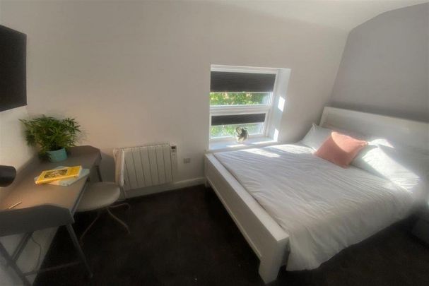 5 bedroom apartment to rent - Photo 1