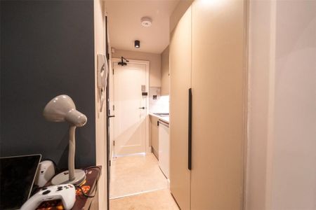 6 bedroom house to rent - Photo 3