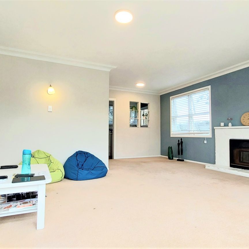 Spacious Three Bedroom, Two Bathroom Home in Cherrywood - Cherrywood - Photo 1