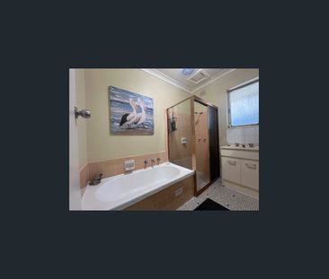 FULLY FURNISHED PROPERTY - Photo 5